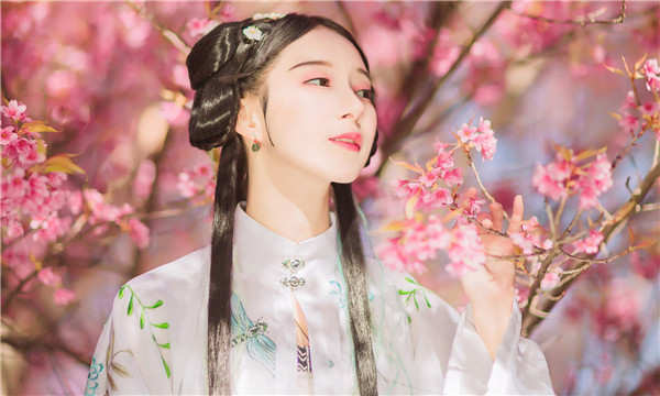 阿图什供卵试管婴儿：助您实现家庭梦想的科学方案